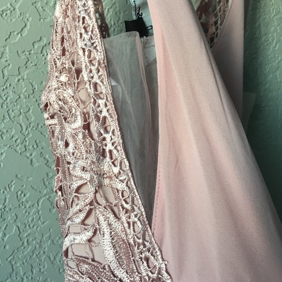 Lulu’s NWT formal dress - Picture 6 of 7